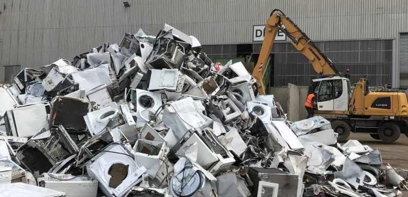 VIDEO. Recyclage: On est allés voir ce que deviennent nos machines à laver usagées