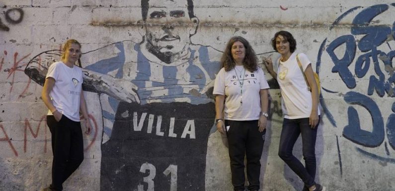 Coupe du monde féminine: «Désormais, les femmes jouent au foot partout sur le globe»… Mélina Boetti nous raconte son tour du monde du foot féminin