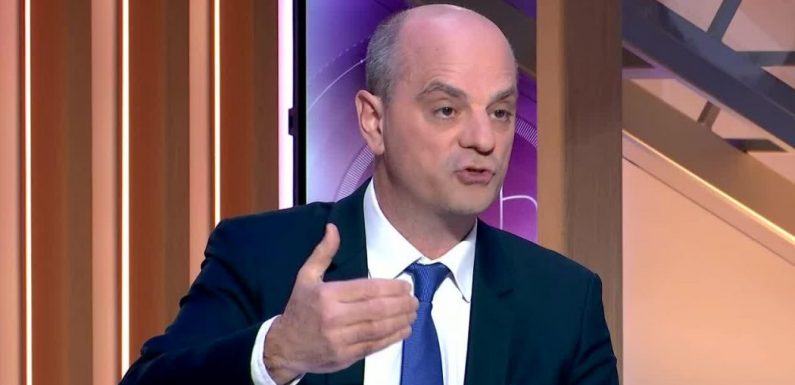 Education : le ministre Blanquer utilise la même méthode que son prédécesseur Najat Vallaud-Belkacem