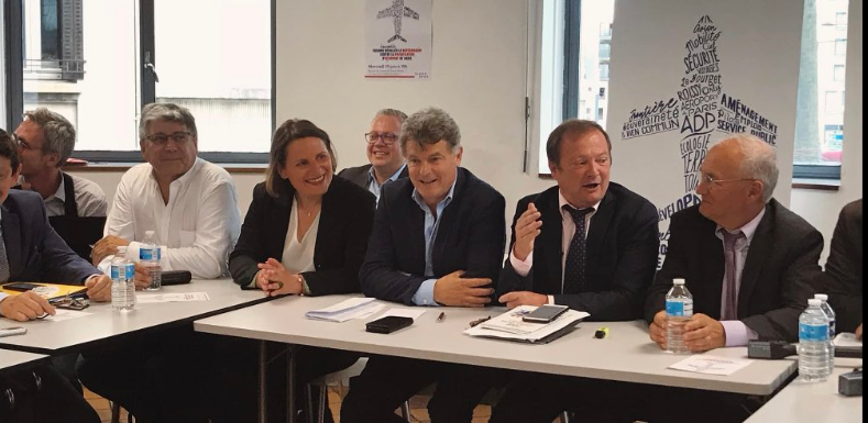 « Chers compagnons » : à Saint-Denis, gauche et droite officialisent leur union sacrée contre la privatisation d’ADP