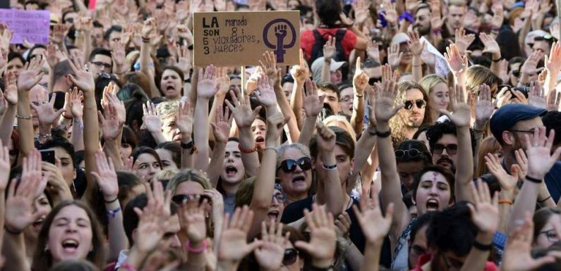 Espagne : les cinq hommes de « la Meute » condamnés à 15 ans de prison pour viol
