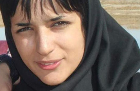 Leila Hosseinzadeh, étudiante à l’université de Téhéran, condamnée à 3,5 ans de prison