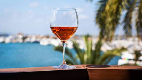 Une bouteille du Var devient le rosé le plus cher du monde