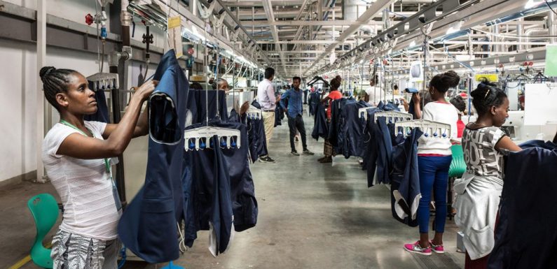 En Ethiopie, 23 euros par mois pour confectionner des vêtements Calvin Klein