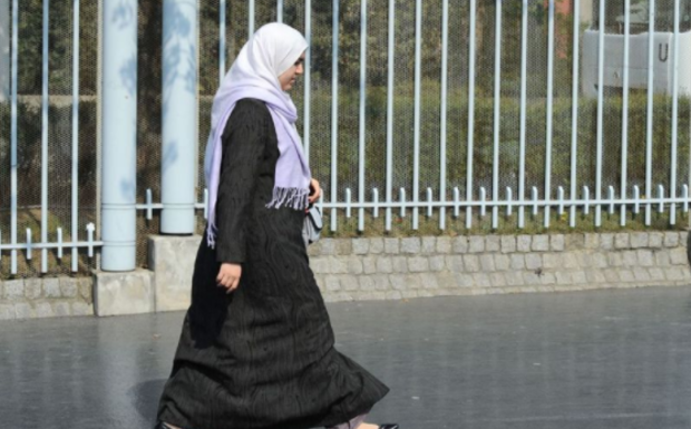 Argenteuil (95) : une élue aurait exigé qu’une femme retire son voile islamiste pour la marier