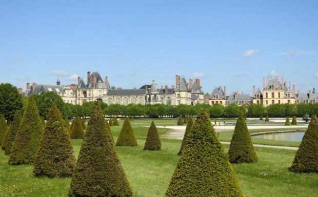 Fontainebleau (77) : Arrivé en avril, un Afghan jugé pour violences sexuelles sur 3 femmes (dont une de 14 ans) pourra rester en France, malgré la demande d’expulsion du parquet