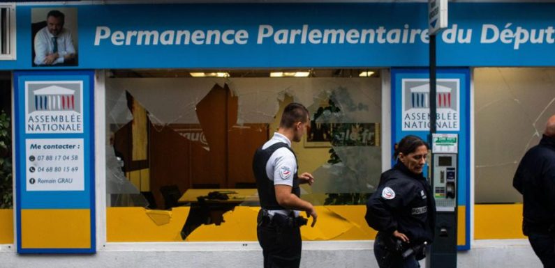 TRIBUNE. « Nous sommes en train de nous habituer à l’intolérable » : des députés bretons de la majorité dénoncent les dégradations des permanences