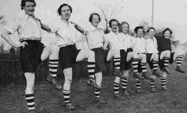La femme, avenir du foot business ? Abonnés