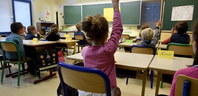Malgré la promesse de Macron, 400 écoles primaires rurales devraient fermer à la rentrée 2019