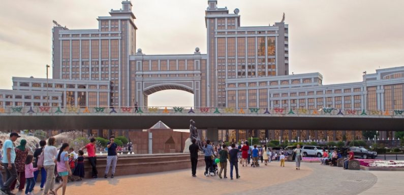 Les Kazakhs doivent renoncer à leur vie privée s’ils veulent naviguer sur Internet