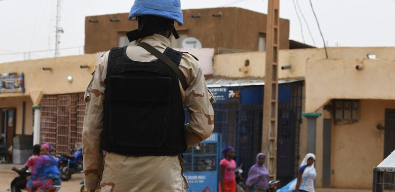 Mali : trois blessés dans une attaque au véhicule piégé à l’entrée de la base française de Gao