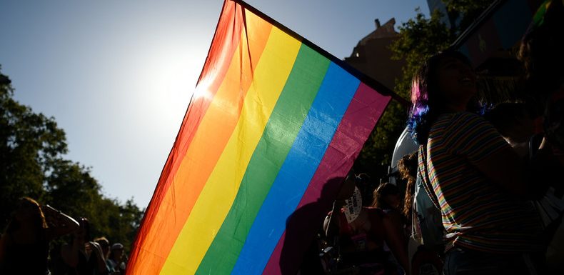 Enquête après le meurtre d’une militante LGBT à Saint-Pétersbourg