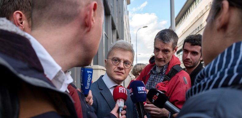 Deux avocats lancent une action collective contre Uber Eats et menacent le salariat déguisé
