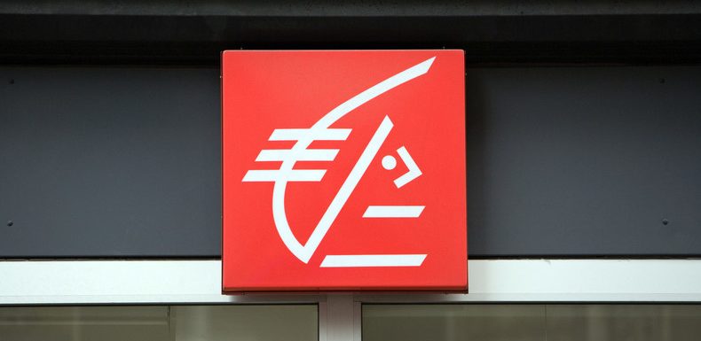 Dispositif anti-SDF : la Caisse d’épargne fait marche arrière face au tollé soulevé (IMAGES)