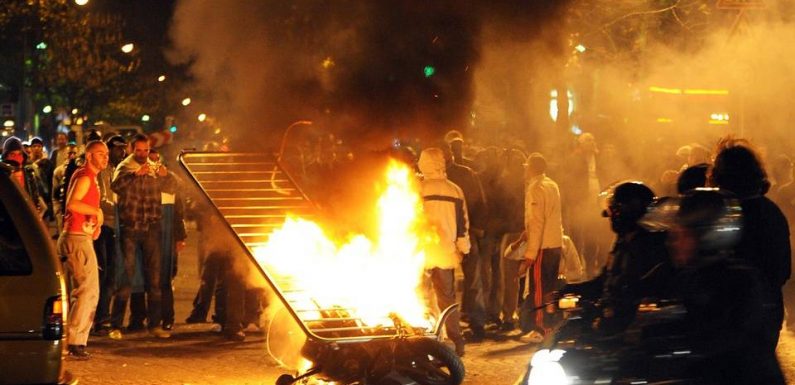 Paris: Que s’est-il passé sur les Champs-Elysées après la victoire de l’Algérie?