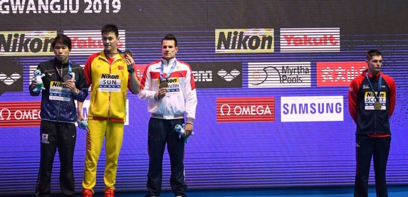 VIDEO. Mondiaux: Sun Yang s’énerve contre le Britannique Scott, qui refuse lui aussi de lui serrer la main