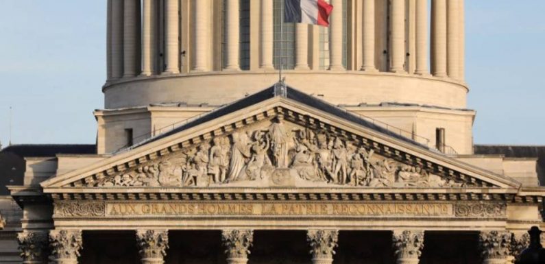 Paris: «Des gilets noirs» occupent le Panthéon pour obtenir des papiers