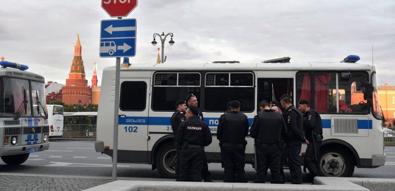Russie: Descentes de police dans les locaux d’opposants à la veille d’une grande manifestation à Moscou