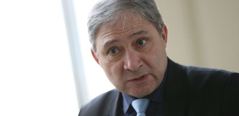 Affaire Geneviève Legay : le procureur aurait voulu couvrir Macron