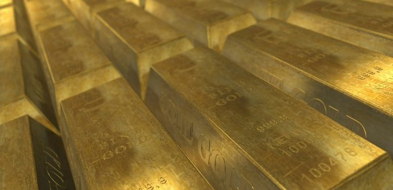 Or : deux douaniers suisses en charge de l’exporter, papotent