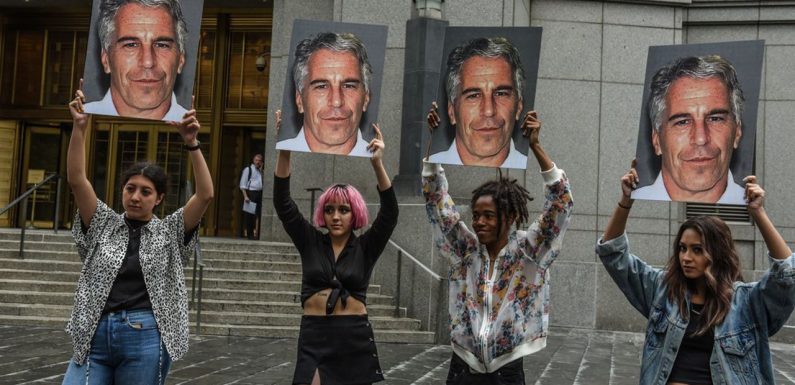 Jeffrey Epstein, le trader prédateur sexuel restera en prison