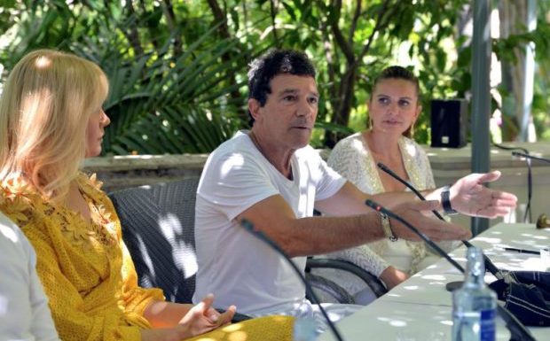 Antonio Banderas soutient l’Open Arms : « Les ports fermés sont une horreur »