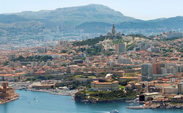Marseille : Pourquoi est ce que ça sent si souvent la beuh et le shit dans les rues ?