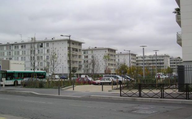 Aides pour la rentrée scolaire : « Le choix des familles pour s’implanter se joue en fonction de ces aides-là »