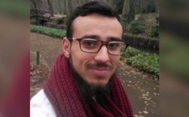 Attentat de Lyon : le suspect agresse des gardiens de prison et leur jette un seau d’excréments