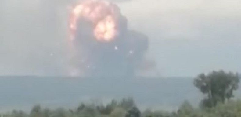 Explosions dans un dépôt de munitions en Sibérie : des blessés, plusieurs localités évacuées