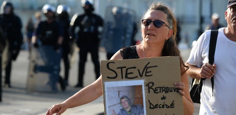 Steve : une nouvelle marche blanche réunit entre 200 et 300 personnes à Nantes (IMAGES)