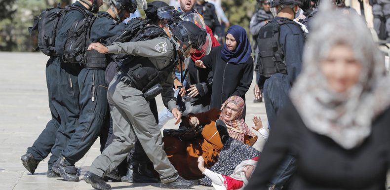 Jérusalem : heurts entre policiers israéliens et Palestiniens sur l’esplanade des Mosquées