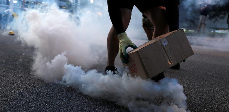 «Eviter tout recours à la violence» : des députés LREM interpellent l’exécutif… hongkongais