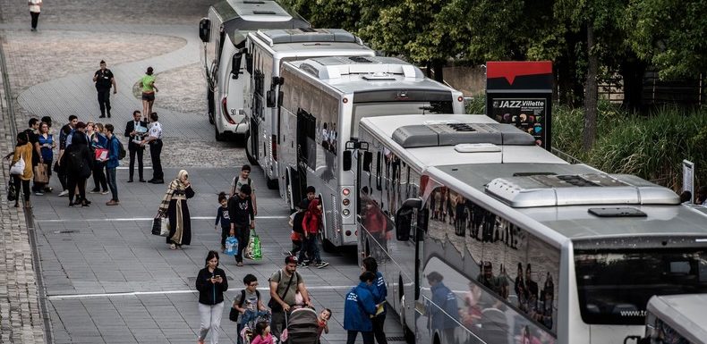 Paris : un camp de 157 migrants évacué du parc de la Villette