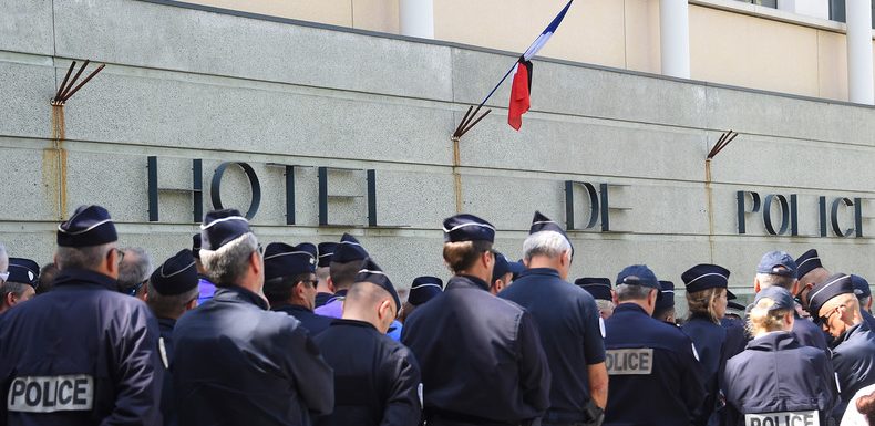 47 suicides : année noire pour la police nationale et piétinement à Beauvau