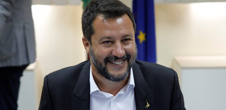 Italie : Matteo Salvini réagit à la nouvelle coalition et lance un appel à manifester à Rome