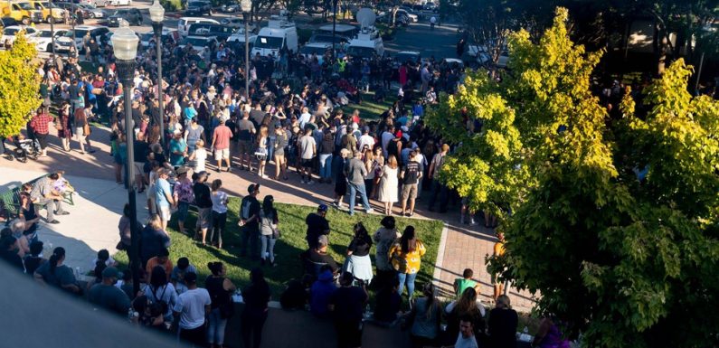 Fusillade en Californie: Le FBI ouvre une enquête pour «terrorisme intérieur»