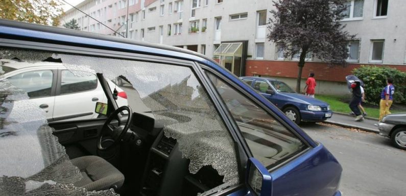 Arles : Ils cambriolent 51 voitures pour un butin de 60 euros