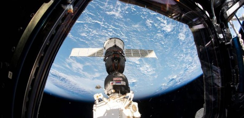 VIDEO. Après un premier essai raté, la capule Soyouz transportant un robot russe s’est bien arrimée à l’ISS
