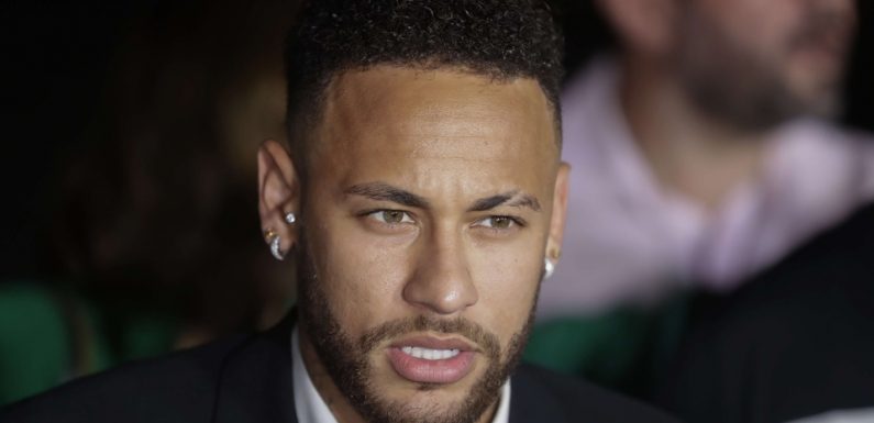 Brésil: Le parquet recommande de ne pas inculper Neymar pour viol