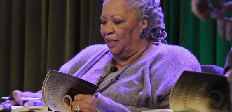 La romancière Toni Morrison, prix Nobel et monument de la littérature américaine, est décédée