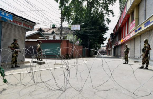 Crise au Cachemire: Un policier et un «terroriste» tués dans une fusillade