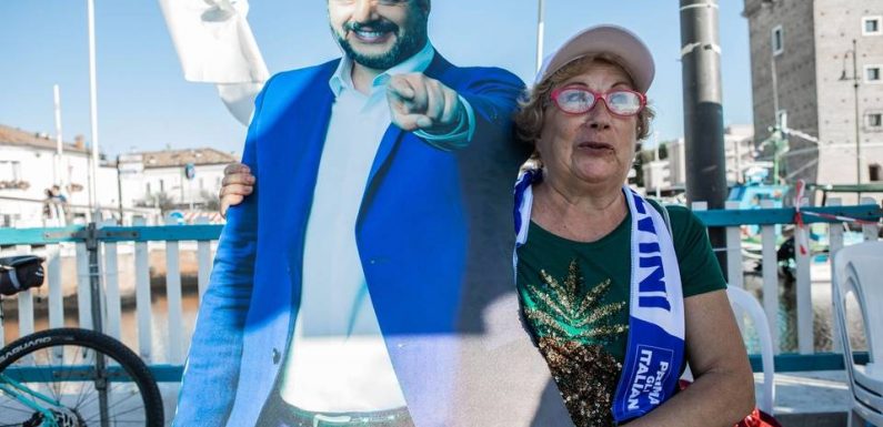 Les immanquables du jour: Crise politique en Italie, reprise de la Ligue 1 et le rapport du Giec