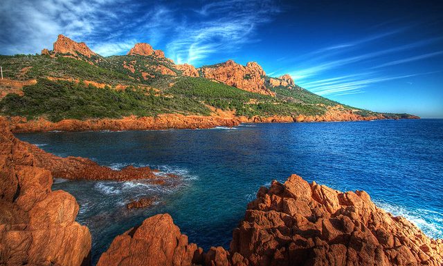 Sur la route de Cannes