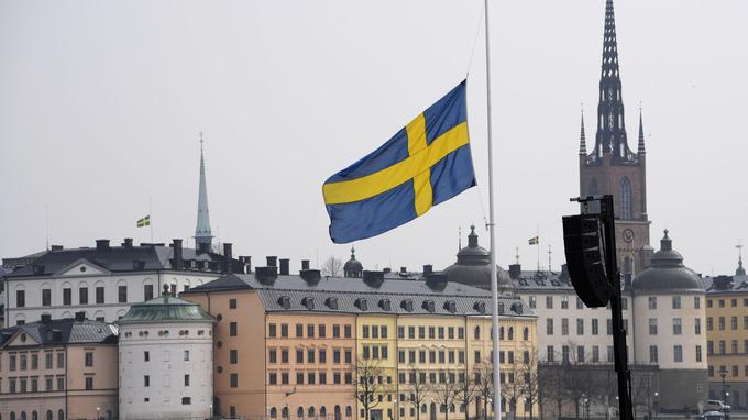 Viols, agressions: les ventes de bombes lacrymogènes s’envolent en Suède