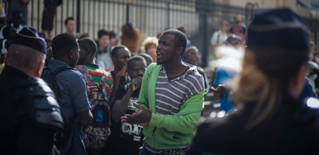 « Black Vests » Migrant Movement Demands End To Deportations in France