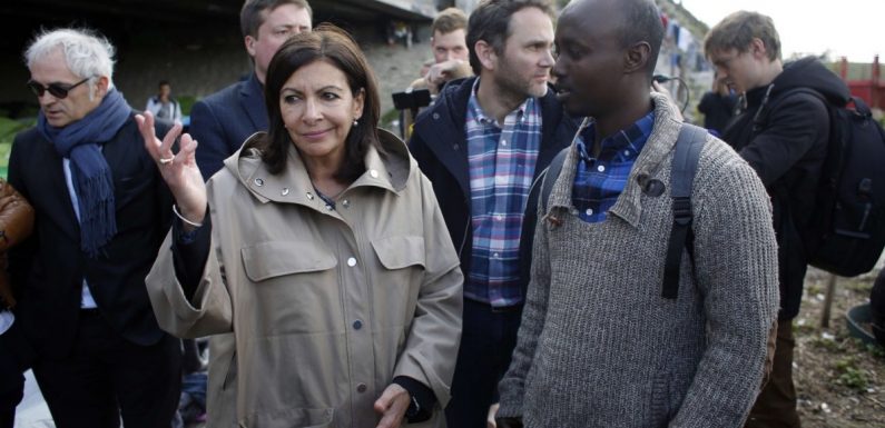 Hidalgo, trop à tribord pour les pro-migrants