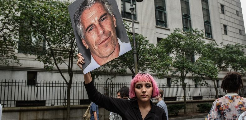« French connection » : au tour du parquet de Paris d’ouvrir une enquête dans l’affaire Epstein
