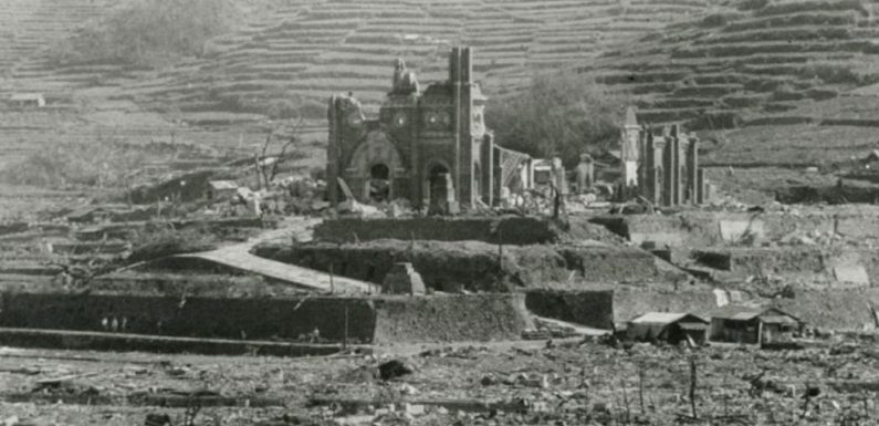 La croix irradiée retrouve la cathédrale de Nagasaki