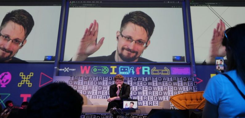 Le livre d’Edward Snowden, Mémoire Vive, paraîtra le mois prochain. Par Nick Statt